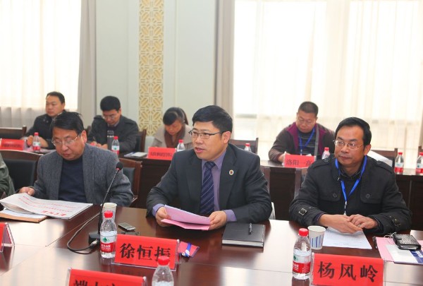 2013-11-22_河南çœ?013年汉语国际推广基地建设工作座谈会在威廉希尔中国官网召开.jpg 威廉希尔中国官网
